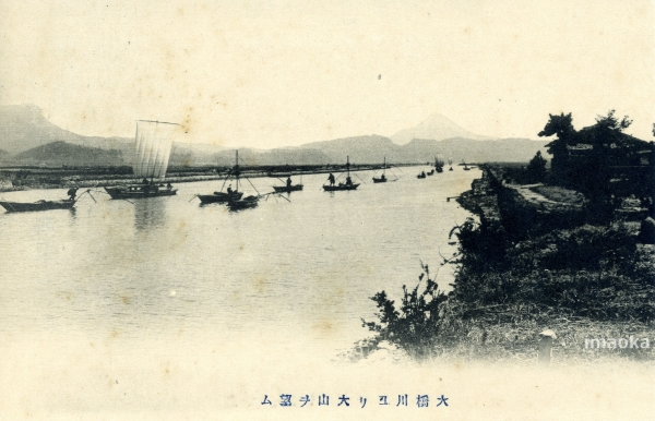 大橋川より大山を望む